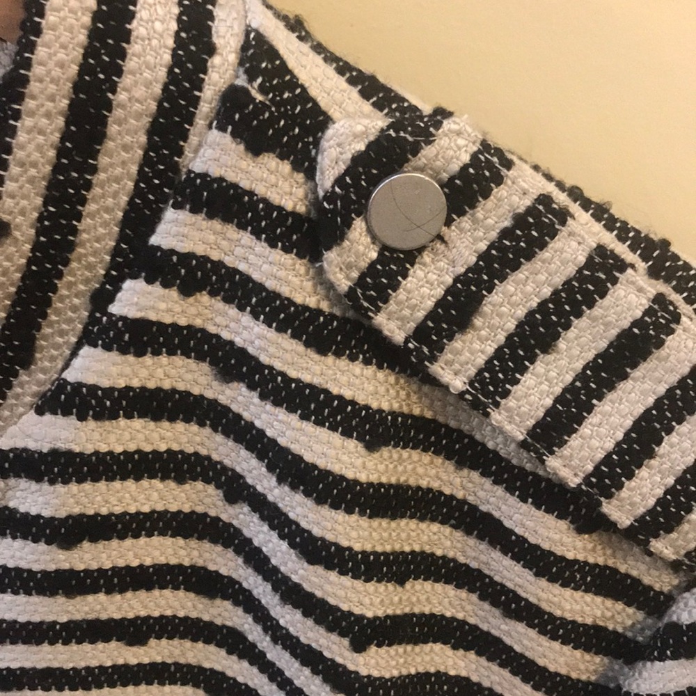 Jacket - Picture 4 of 5